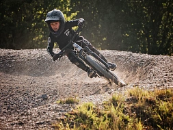 Детский велосипед Early Rider Hellion X24 Raw Aluminium 24"