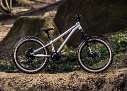 Детский велосипед Early Rider Hellion Brushed Aluminium 24"